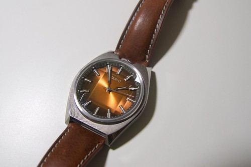 Vario futurist orange brown - vario,