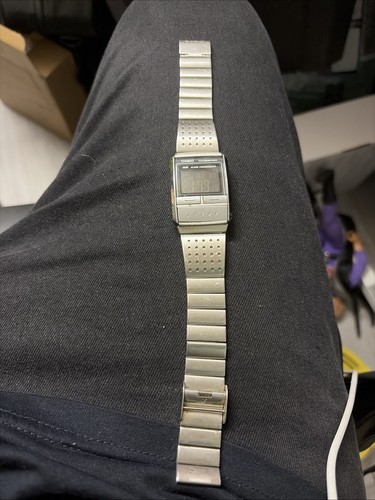 Vintage casio a200 - a200, futurist